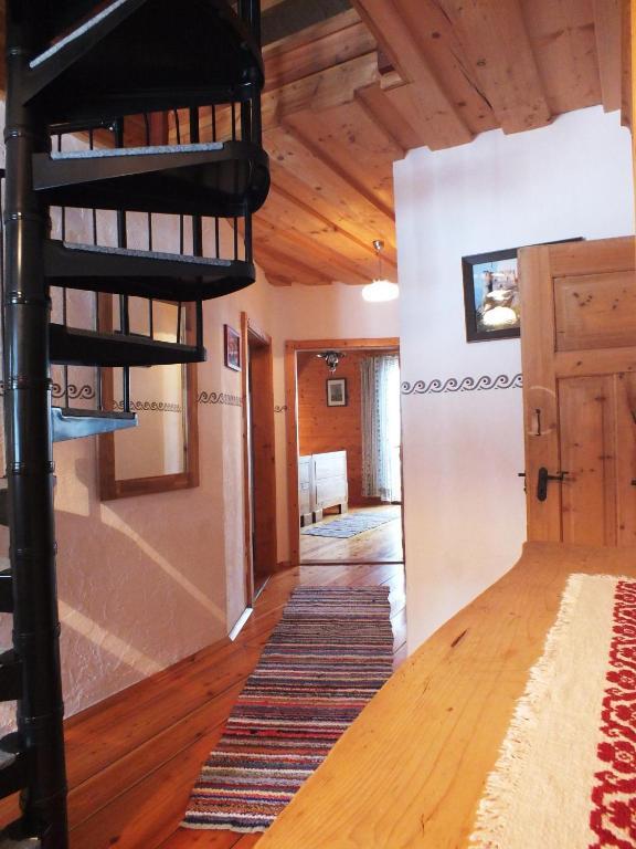 Ferienhaus "Zur Alten Schmiede" Mariahof Kamer foto