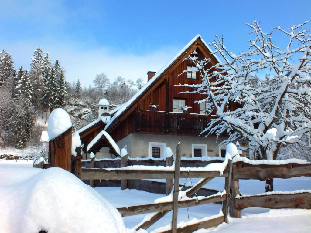 Ferienhaus "Zur Alten Schmiede" Mariahof Buitenkant foto
